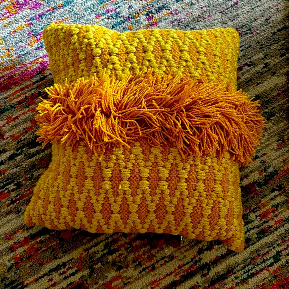 Opal House JUNGALOW decorative pillow / Yellow Tassles / LIKE NEW / from target